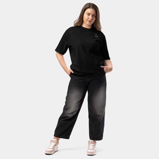 model wearing oversized gradient grass silhouette t-shirt (black) by creatpix